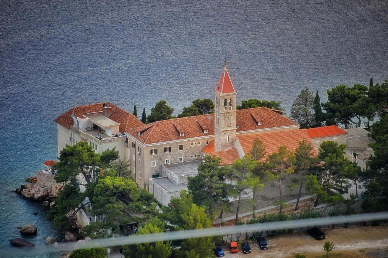 Guest House Marija Бол Экстерьер фото
