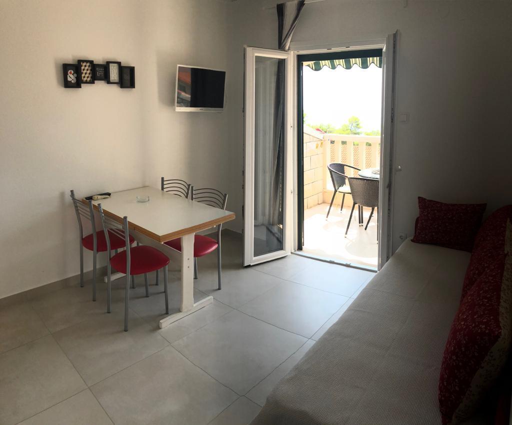 Guest House Marija Бол Экстерьер фото